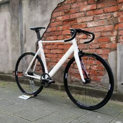 Aventon Mataro Komplettrad Fixie Singlespeed - White -Singlespeed Verkaufsgeschäft Aventon Mataro white 2