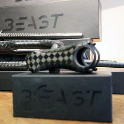 BEAST Components - ROAD Stem Vorbau Carbon, SQUARE-Finish, 31.8mm 9 BEAST Components - ROAD Stem Vorbau Carbon, SQUARE-Finish, 31.8mm -Singlespeed Verkaufsgeschäft Beast ROAD Stem Square 1