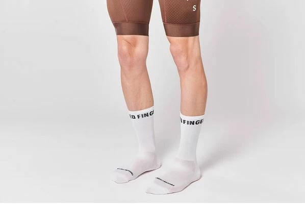 FINGERSCROSSED #09_01 FINGERSCROSSED - Weiß 3 FINGERSCROSSED #09_01 FINGERSCROSSED - Weiß