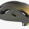 Oakley ARO5 Race MIPS Helm, Medium Gray/Light Curry 2 Oakley ARO5 Race MIPS Helm, Medium Gray/Light Curry -Singlespeed Verkaufsgeschäft Oakley ARO5 Race gray 3