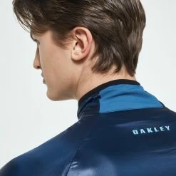 Oakley Packable Jacket 2.0 Trikot - Black Iris - 2020 14 Oakley Packable Jacket 2.0 Trikot - Black Iris - 2020 -Singlespeed Verkaufsgeschäft Oakley Packable Jacket Iris 6