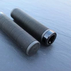 SMParts. SM-Parts Single Lock-on Griffe Schwarz - Lamelle