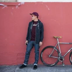 Cadence Script Plus T-Shirt - Burgundy Pepper -Singlespeed Verkaufsgeschäft cadence social 2017 chas lifestyle agenda fleece wall c1a703b0 39c4 43c5 b8ca 5f91329f5819 1024x1024