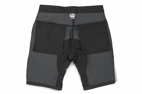 Chrome Industries Folsom Short 2.0 - Schwarz 5 Chrome Industries Folsom Short 2.0 - Schwarz – Bild 3