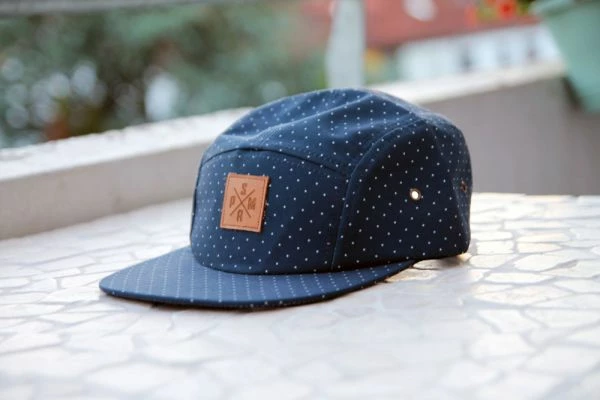 SMParts. SM-Parts 5-Panel Snapback Cap // Lederpatch Polka Dots 3 SMParts. SM-Parts 5-Panel Snapback Cap // Lederpatch Polka Dots